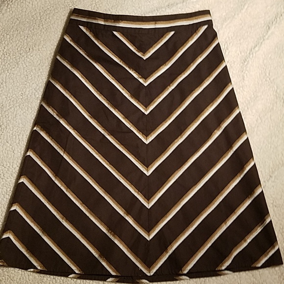 Banana Republic Brown Lined Chevron Skirt Sz 0 - Picture 1 of 5
